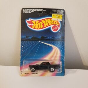 '57 Ford Thunderbird 1986 Hot Wheel Diecast Car - New In Package